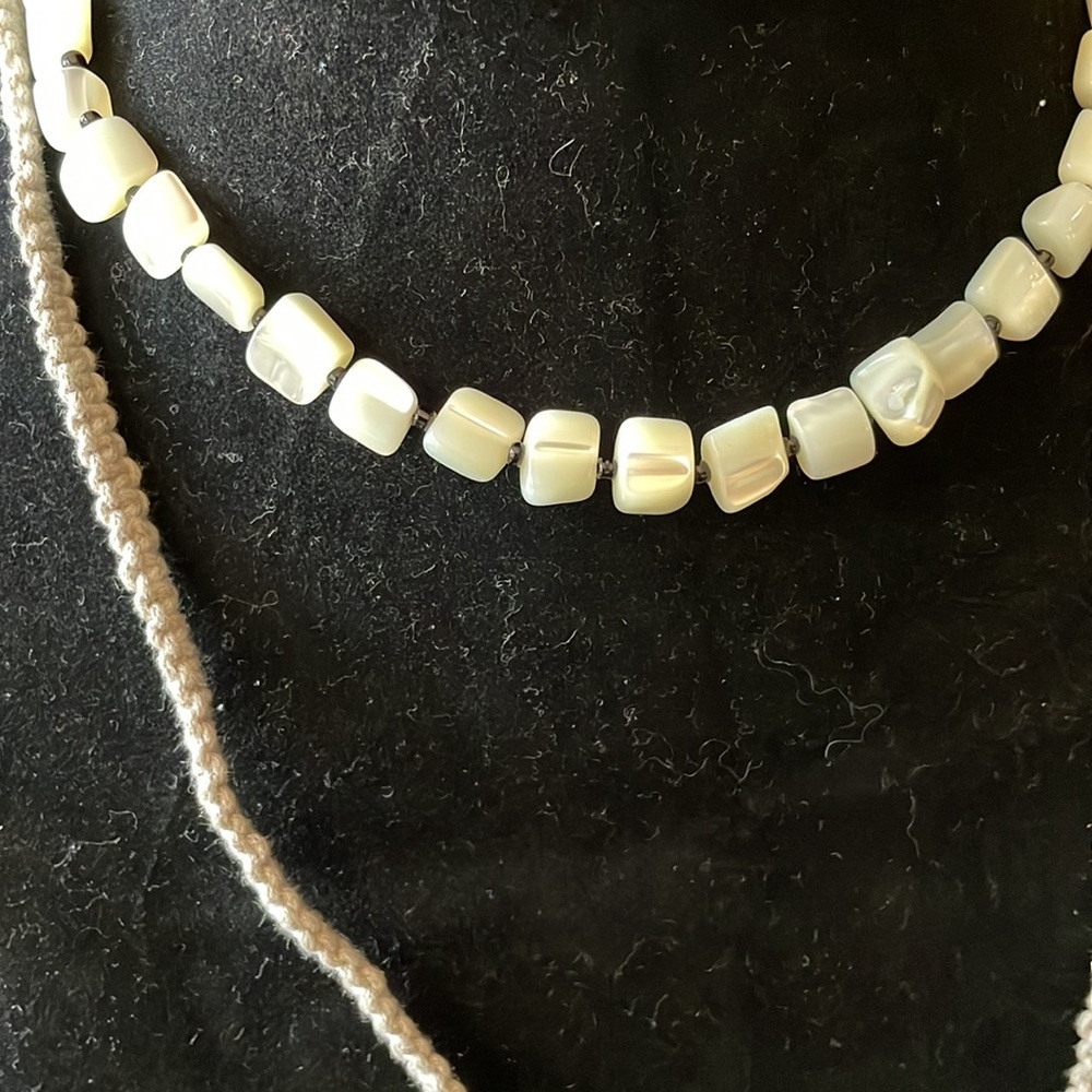 11. Free people shell, rope and faux mother of pearl long necklace NWT - Picture 8 of 12